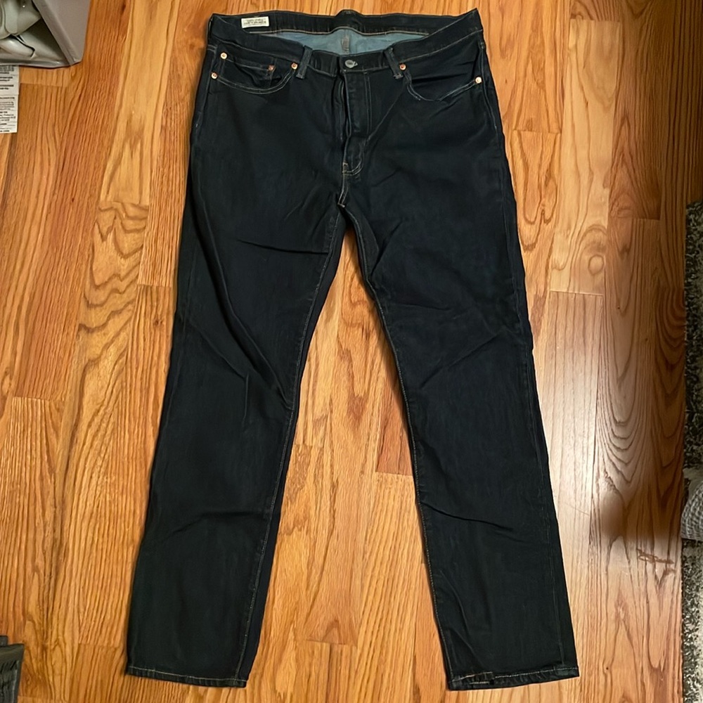 Levi’s 514 dark wash
